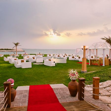 Sofitel Bahrain Zallaq Thalassa Sea&Spa Hotel Al-Manamah Bagian luar foto The beach at the Ritz-Carlton, Laguna Beach