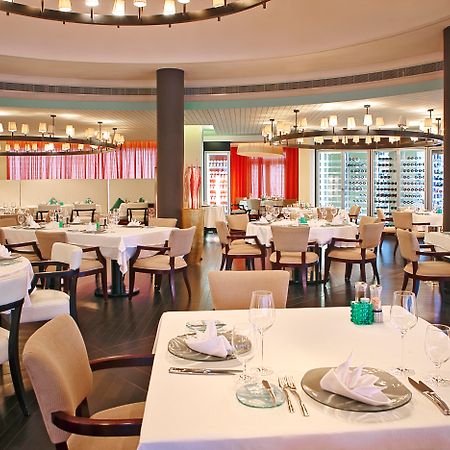 Sofitel Bahrain Zallaq Thalassa Sea&Spa Hotel Al-Manamah Bagian luar foto Restaurant