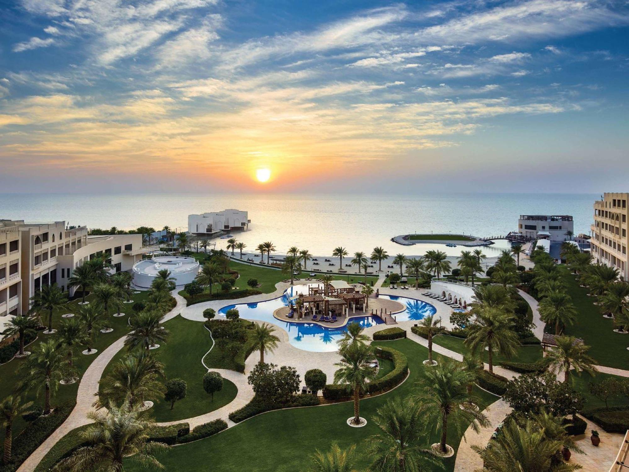 Sofitel Bahrain Zallaq Thalassa Sea&Spa Hotel Al-Manamah Bagian luar foto