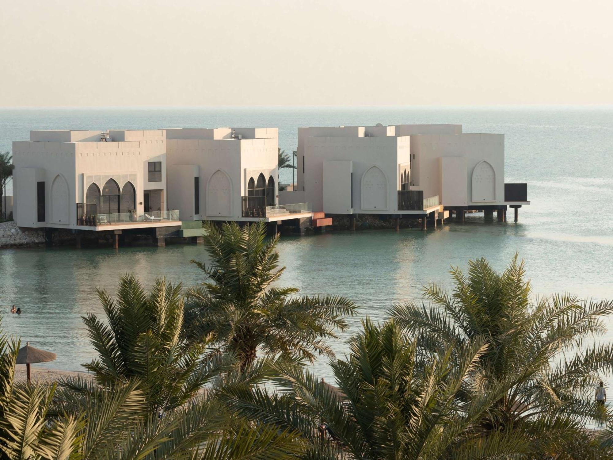 Sofitel Bahrain Zallaq Thalassa Sea&Spa Hotel Al-Manamah Bagian luar foto The Bay La Sun Hotel